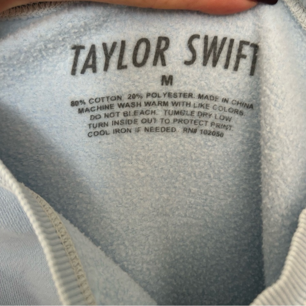 Taylor Swift 1989 Light Blue Crewneck Sweatshirt Size M | Original Era Merch - Picture 3 of 5